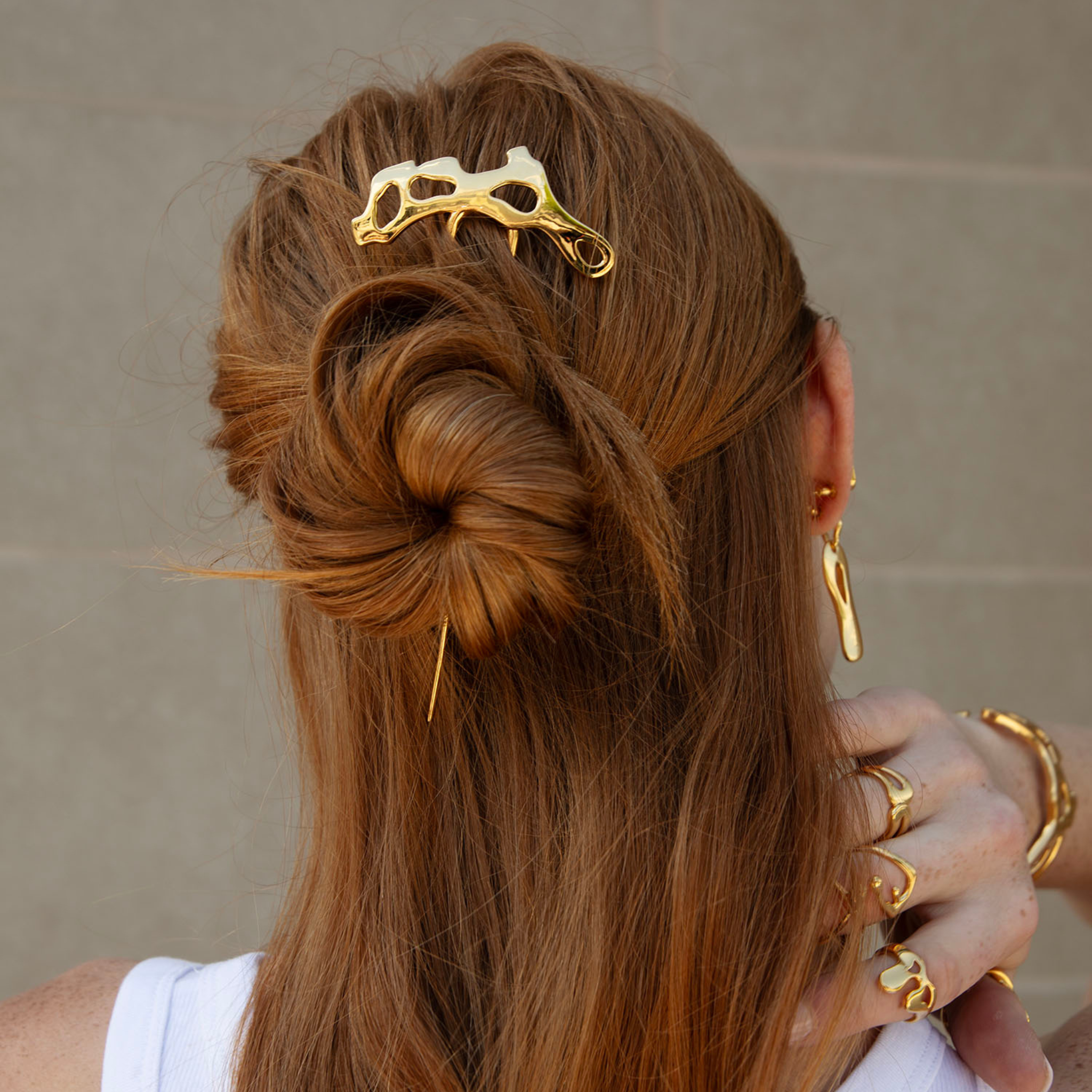 Minimalist Gold Nova Ring – Delicate Stackable Jewelry