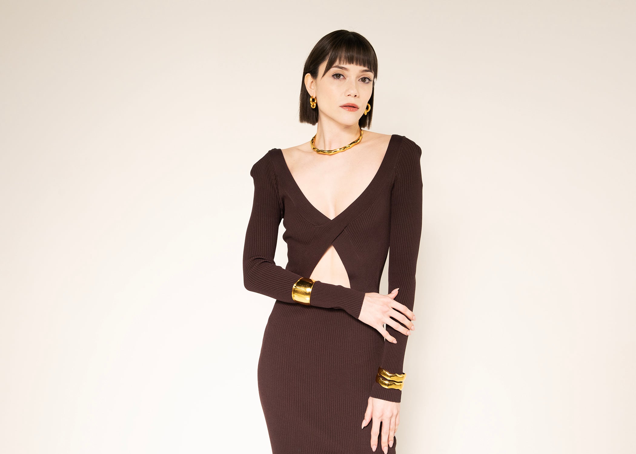 Agne' Cuff lifestyle view - Za Zewelz fine bracelet | wedding jewelry