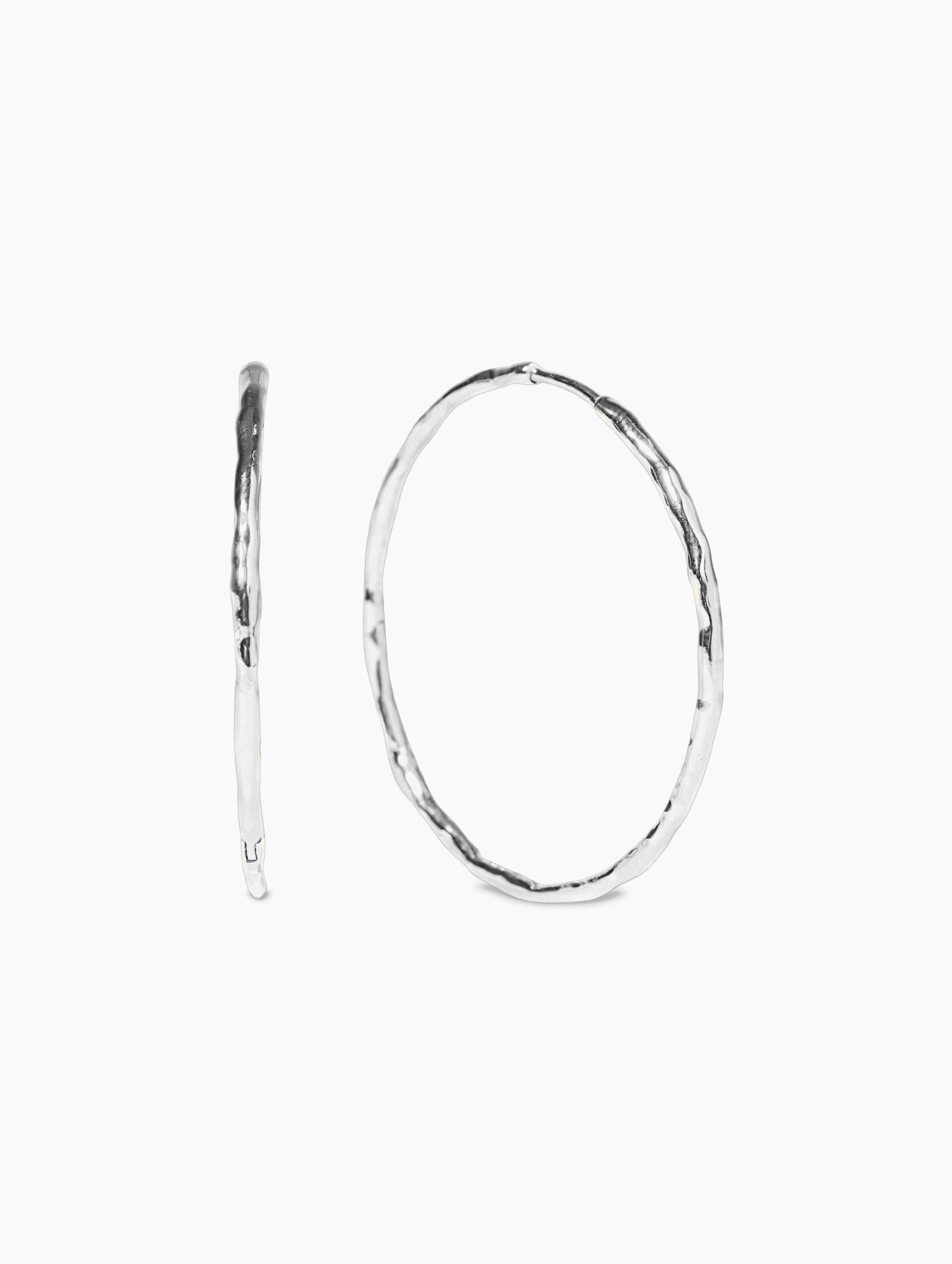 Classico NY Muse Extra Large flat lay | Za Zewelz everyday fine earrings