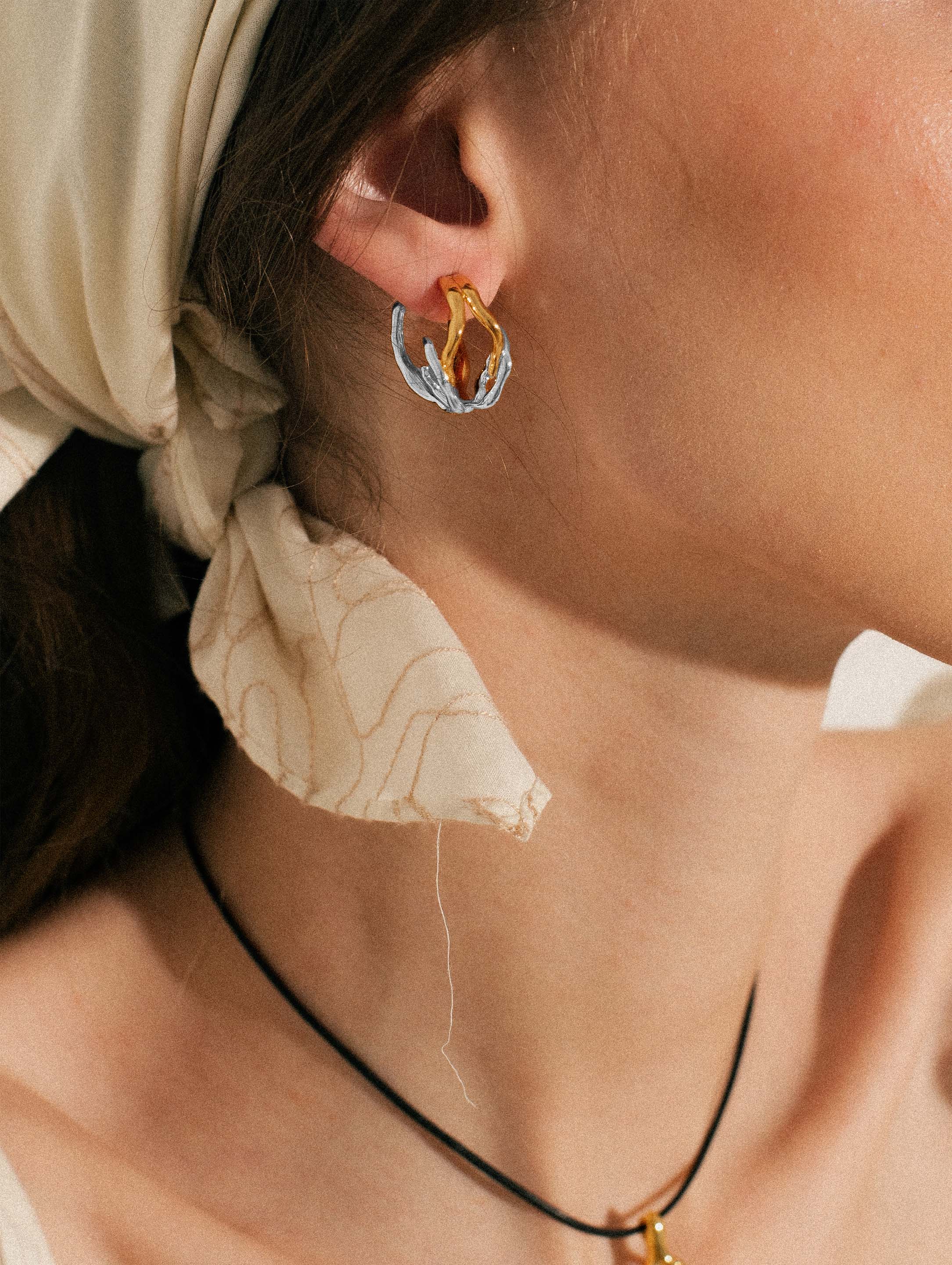 Dual Wish Hoops