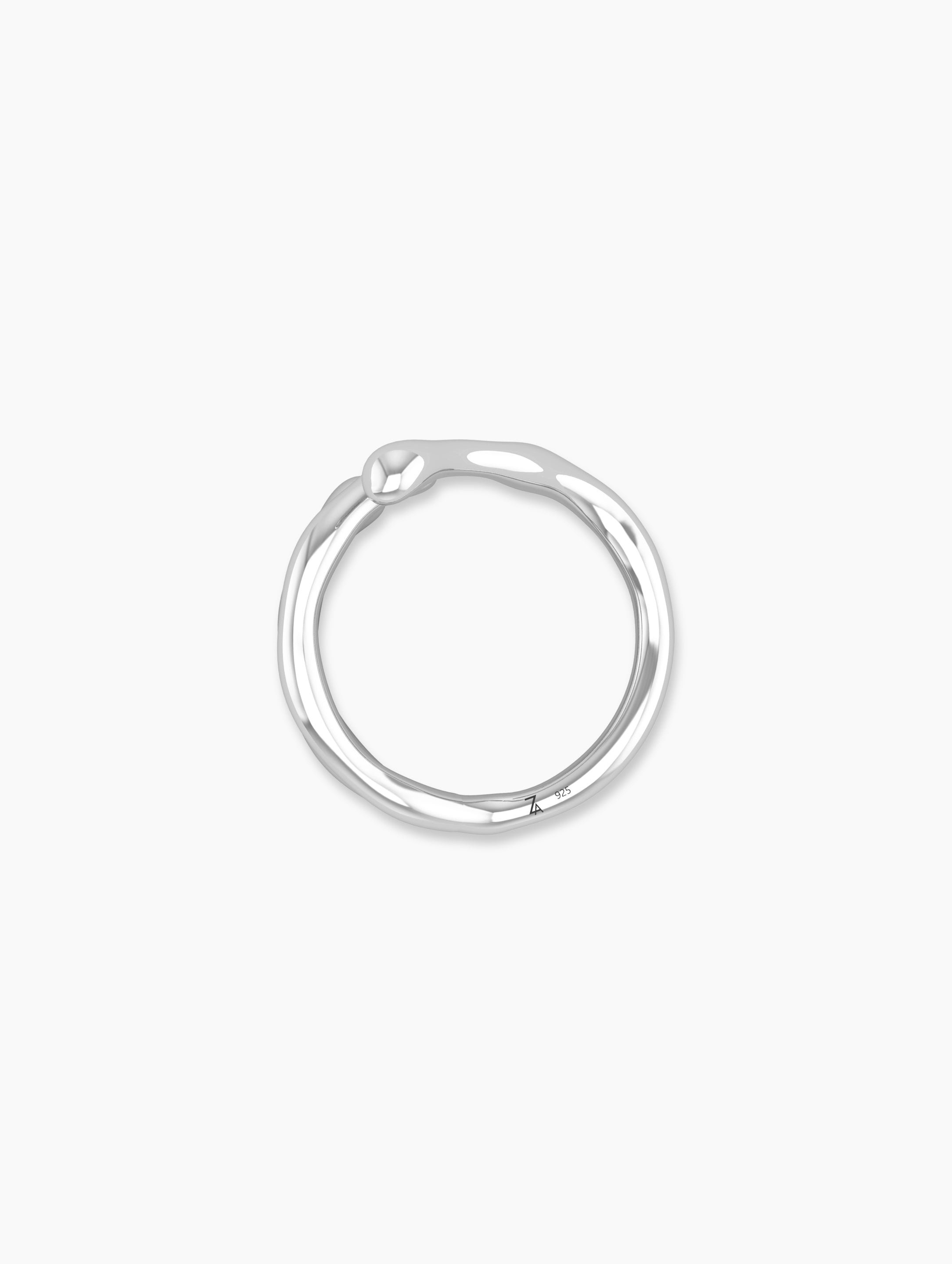 Flowy WISH Ring
