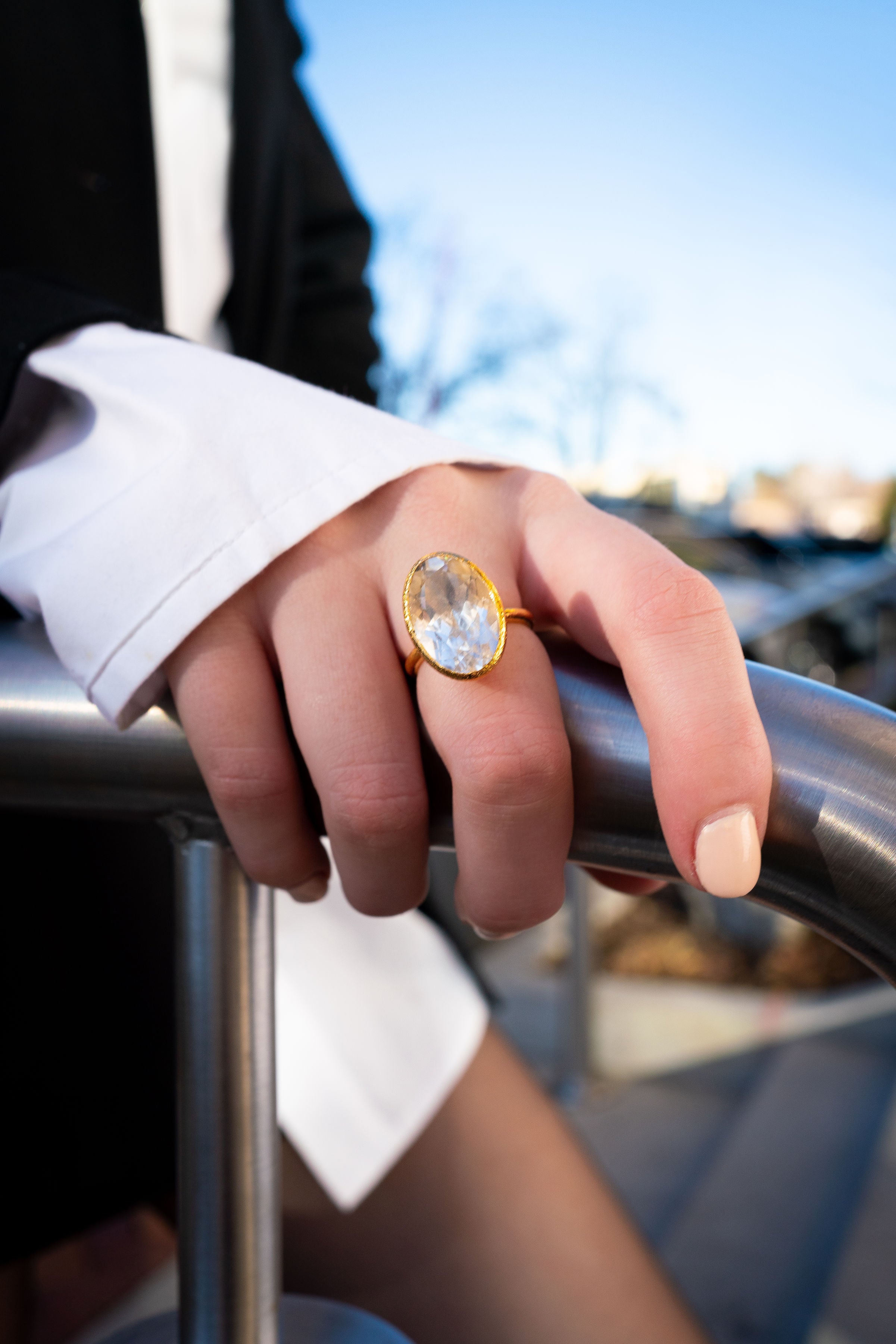 Iconica Rings In 18k Solid Gold detail view | 18k gold plated ring wedding jewelry | Za Zewelz