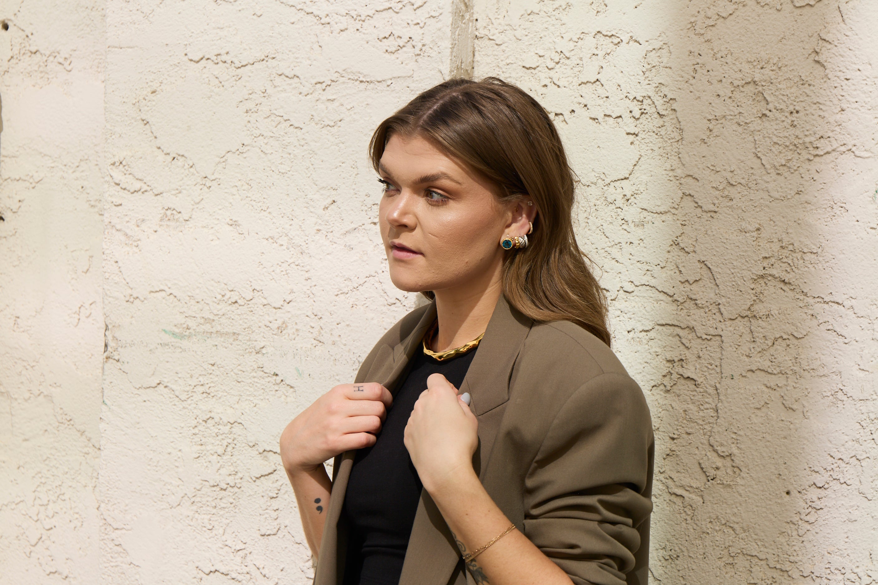 Iconica Studs In 18k Solid Gold flat lay | Za Zewelz chic contemporary 18k gold plated earrings
